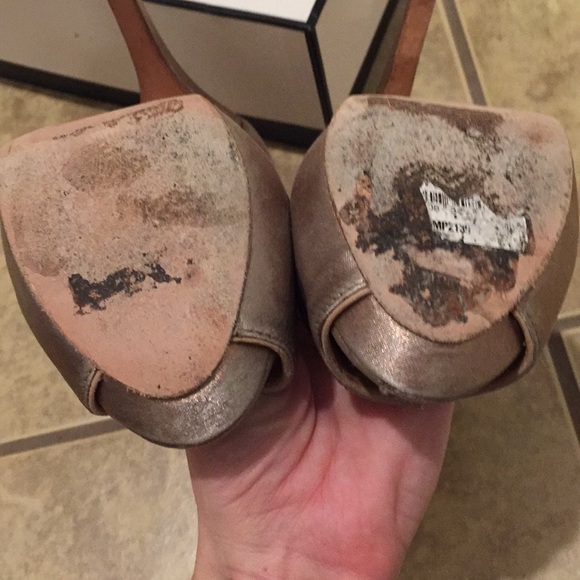 Badgley Mischka peep toe heels - Picture 5 of 8